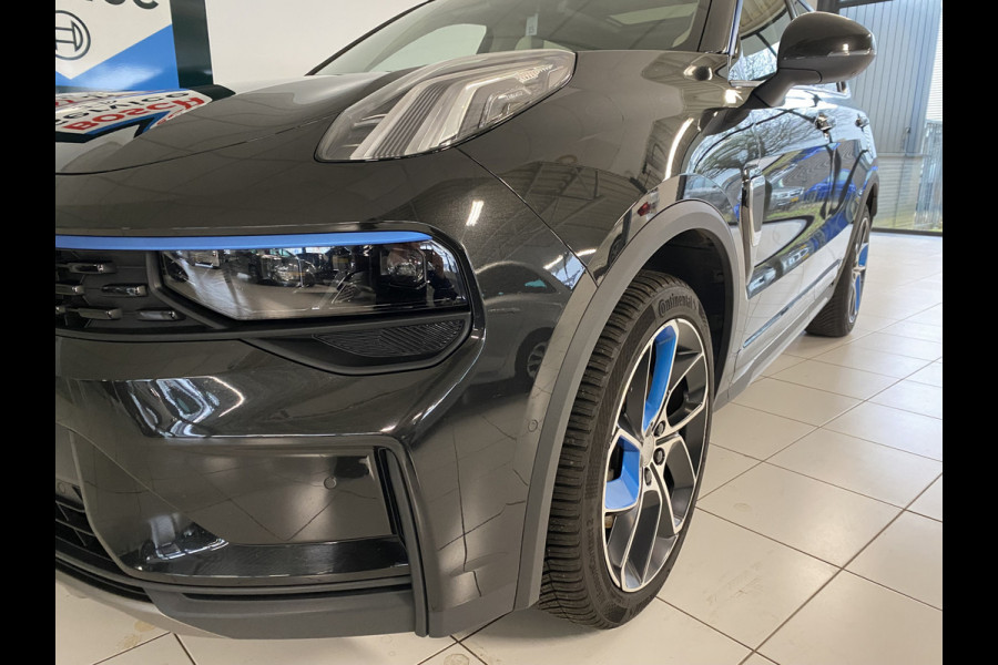 Lynk & Co 01 1.5 Panoramadak / Apple carplay android / 360 Camera / gelaagd glas