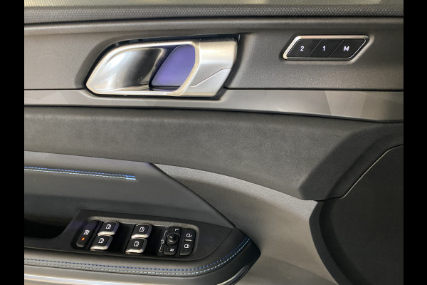 Lynk & Co 01 1.5 Panoramadak / Apple carplay android / 360 Camera / gelaagd glas