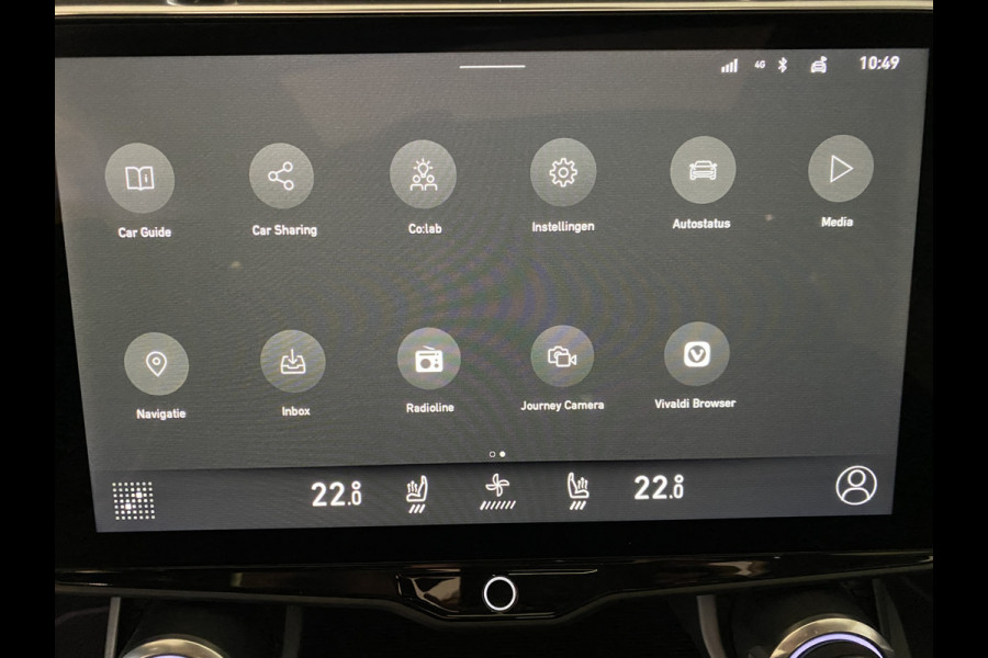 Lynk & Co 01 1.5 Panoramadak / Apple carplay android / 360 Camera / gelaagd glas