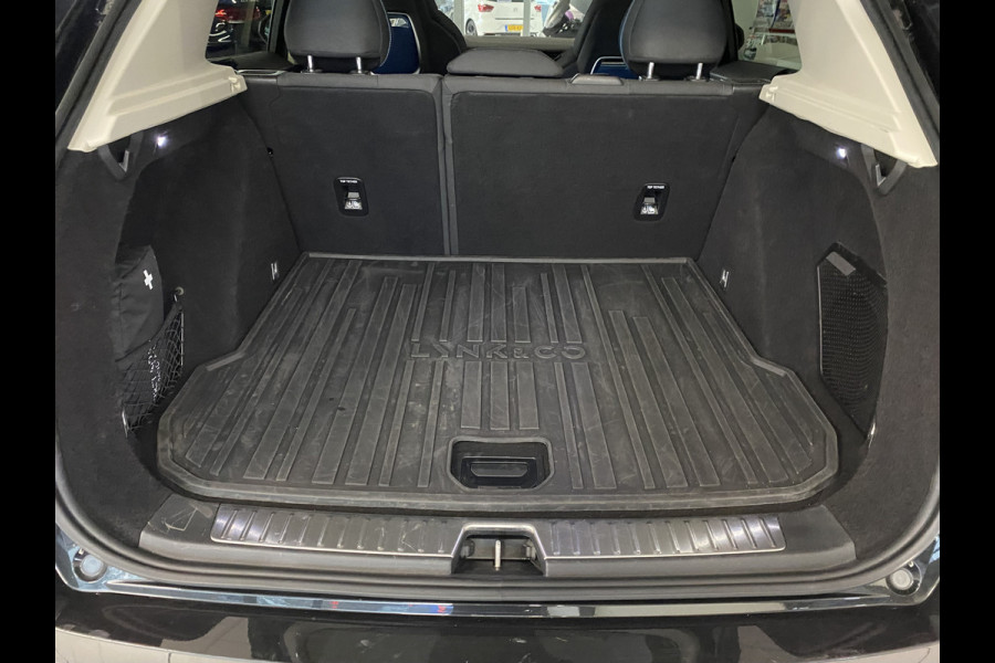 Lynk & Co 01 1.5 Panoramadak / Apple carplay android / 360 Camera / gelaagd glas