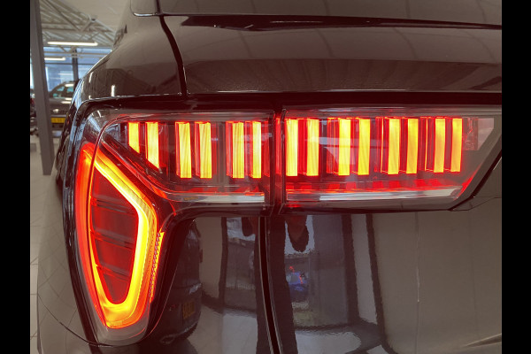 Lynk & Co 01 1.5 Panoramadak / Apple carplay android / 360 Camera / gelaagd glas