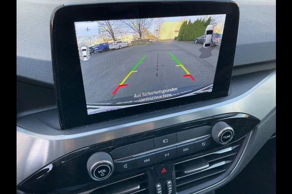 Ford Kuga 2.5 PHEV Titanium X 225pk Adaptieve Cruise | Winterpack | Dodehoeksensoren | Achteruitrijcamera | Half lederen Bekleding