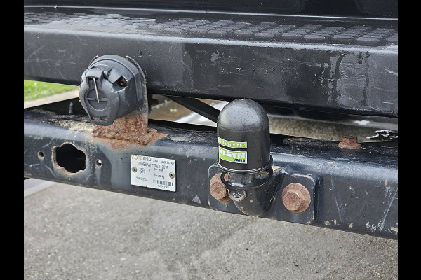 Iveco Daily 35C18 3.0L L4H2 Dubbellucht Automaat Navi Clima Trekhaak