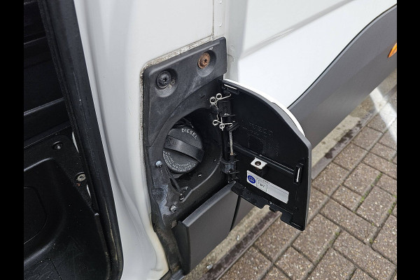 Iveco Daily 35C18 3.0L L4H2 Dubbellucht Automaat Navi Clima Trekhaak