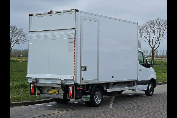 Mercedes-Benz Sprinter 515 Bakwagen Laadklep Dubbellucht Zijdeur Mbux Cruise