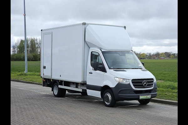 Mercedes-Benz Sprinter 515 Bakwagen Laadklep Dubbellucht Zijdeur Mbux Cruise