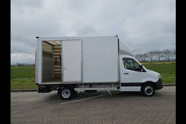 Mercedes-Benz Sprinter 515 Bakwagen Laadklep Dubbellucht Zijdeur Mbux Cruise