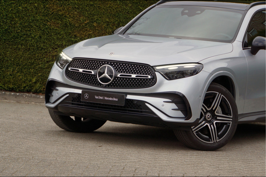 Mercedes-Benz GLC GLC 400 e 4MATIC AMG Line | Burmester Panorama Trekhaak Keyless Digital Winter