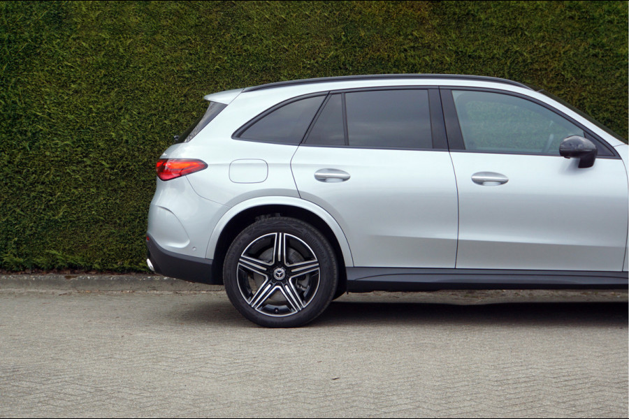 Mercedes-Benz GLC GLC 400 e 4MATIC AMG Line | Burmester Panorama Trekhaak Keyless Digital Winter
