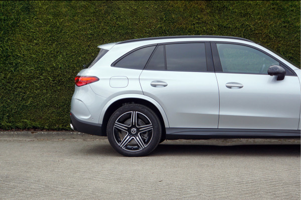 Mercedes-Benz GLC GLC 400 e 4MATIC AMG Line | Burmester Panorama Trekhaak Keyless Digital Winter