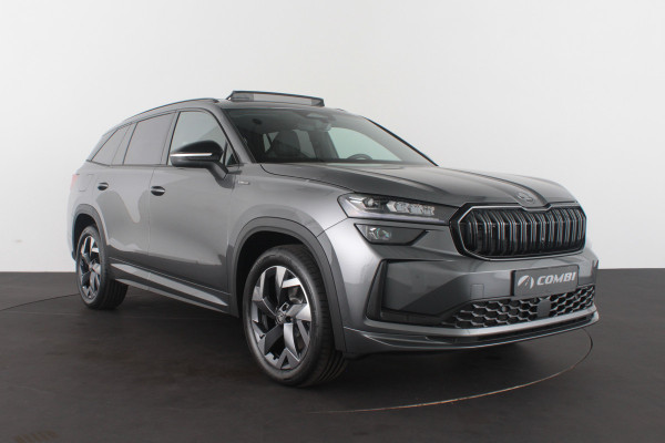 Škoda Kodiaq 1.5 TSI PHEV Sportline Business > Panorama/Trekhaak/Graphite Grey (nieuw)