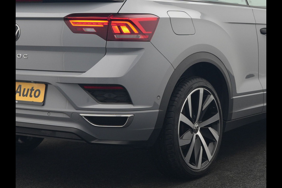Volkswagen T-Roc Cabrio 1.5 TSI 2 x R-Line 150pk DSG Dealer O.H | Valcona Lederen Sportstoelen | Adaptive Cruise | Trekhaak Afn. | Beats Audio | IQ Drive | 19"L.M | Camera | Stuurverwarming |  Keyless | Matrix LED |