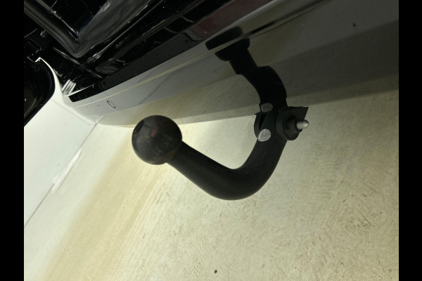 Volkswagen Caddy Cargo Maxi 2.0 TDI Style Airco Carplay Adaptive Cruise Control PDC VA Camera Trekhaak 17" LM Velgen