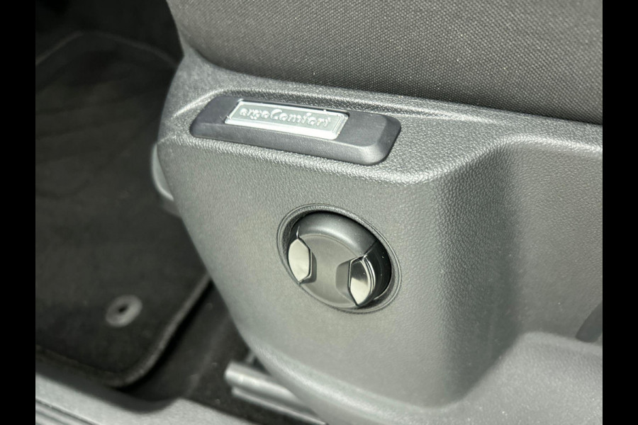 Volkswagen Caddy Cargo Maxi 2.0 TDI Style Airco Carplay Adaptive Cruise Control PDC VA Camera Trekhaak 17" LM Velgen