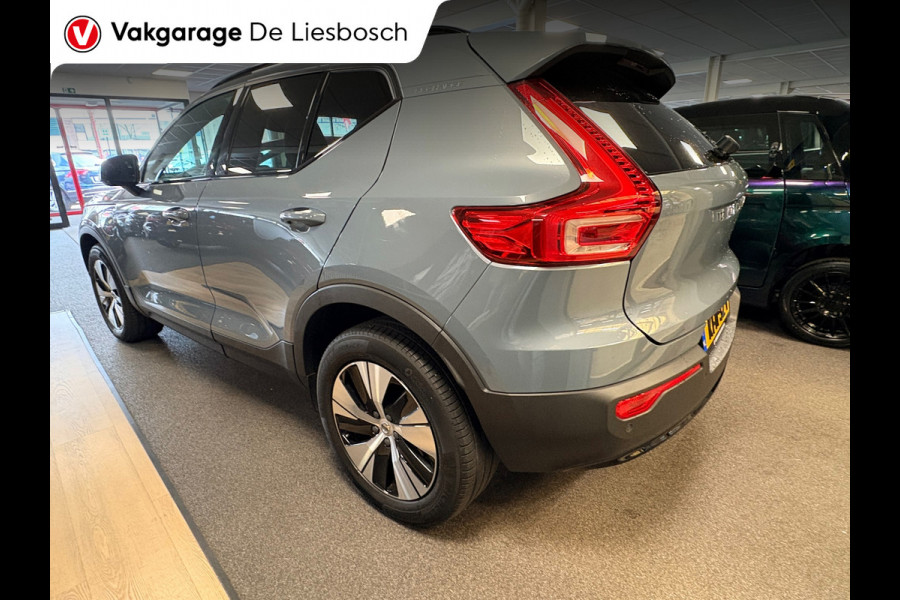 Volvo XC40 1.5 T4 Plug-in hybrid Plus Dark / Harman-Kardon / pilot assist / camera / stuur en stoel verwarming