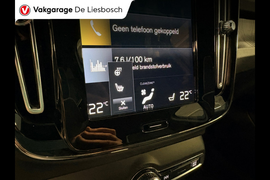 Volvo XC40 1.5 T4 Plug-in hybrid Plus Dark / Harman-Kardon / pilot assist / camera / stuur en stoel verwarming