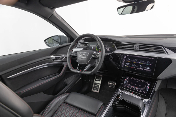 Audi Q8 e-tron 55 Quattro 408pk 115 kWh S-stoelen Pano B&O