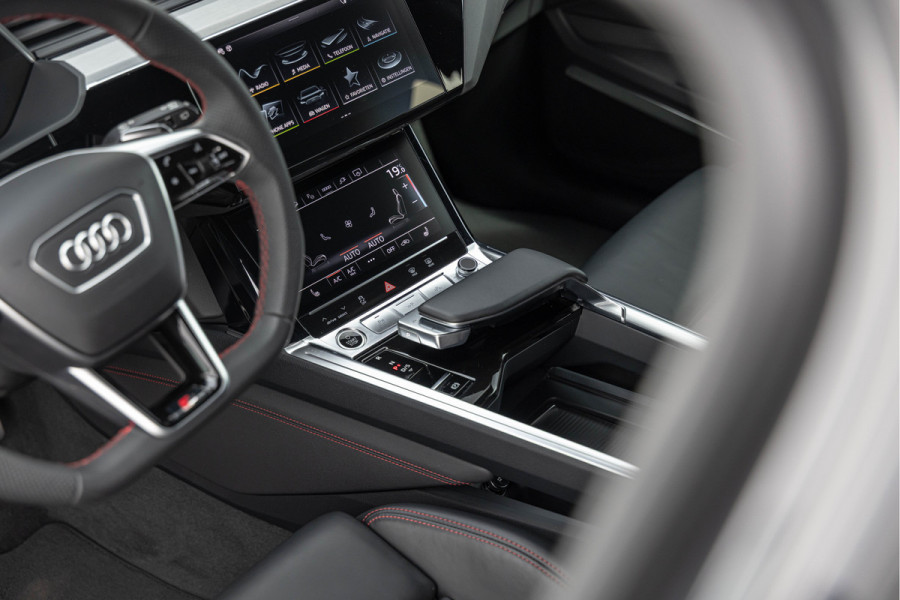 Audi Q8 e-tron 55 Quattro 408pk 115 kWh S-stoelen Pano B&O