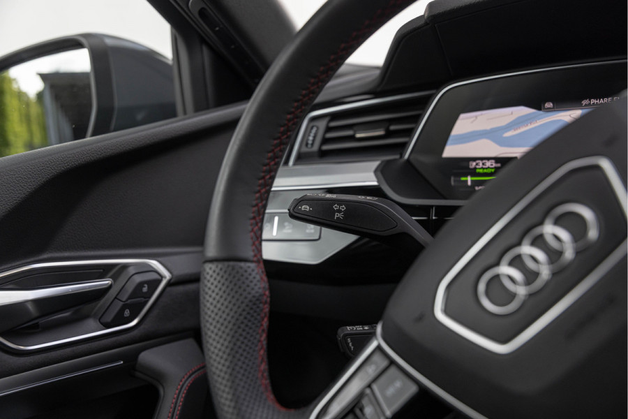 Audi Q8 e-tron 55 Quattro 408pk 115 kWh S-stoelen Pano B&O