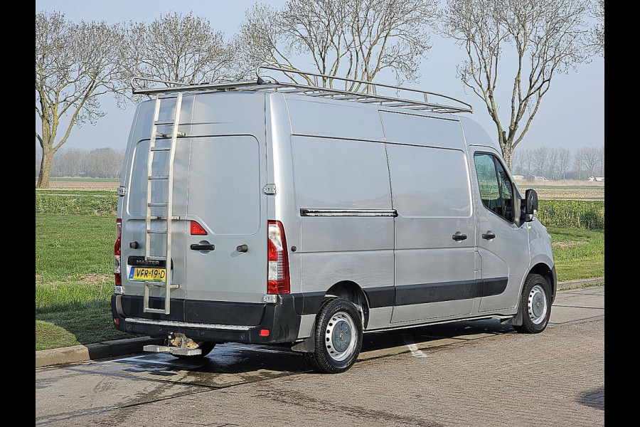 Renault Master T35 2.3 dCi L2H2 145PK Imperiaal NAP Airco Euro6 Camera 1e Eigenaar Trekhaak