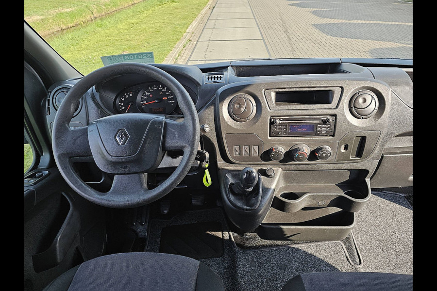 Renault Master T35 2.3 dCi L2H2 145PK Imperiaal NAP Airco Euro6 Camera 1e Eigenaar Trekhaak