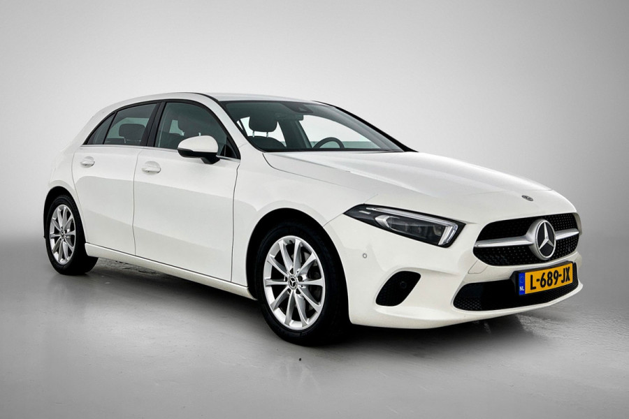 Mercedes-Benz A-Klasse 200 Premium Plus AANBIEDING! (Dealer Onderhouden, Navi, StoelV, Lane Assist, Parkeersensoren, Etc)