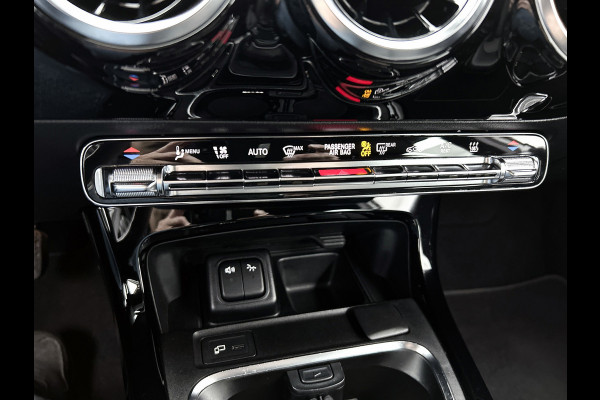 Mercedes-Benz A-Klasse 200 Premium Plus AANBIEDING! (Dealer Onderhouden, Navi, StoelV, Lane Assist, Parkeersensoren, Etc)