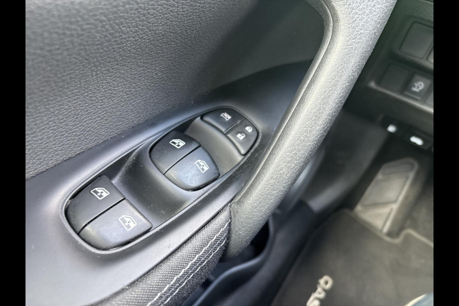 Nissan QASHQAI 1.3 DIG-T Acces Edition | Camera | Trekhaak | Airco