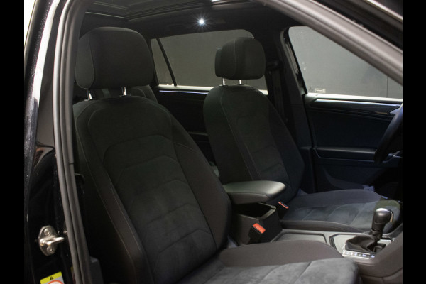 Volkswagen Tiguan Allspace 1.5 TSI Highline Business R 7p. (APPLECAR PLAY,PANORAMADAK,CAMERA,ALCANTARA,STOELVERWARMING,3DVIEW,LED)
