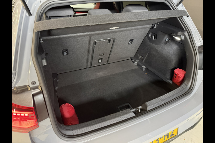 Volkswagen Golf 2.0 TSI GTI | IQ Light | ACC | Pano | Harman Kardon