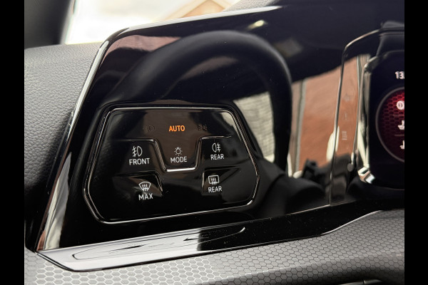 Volkswagen Golf 2.0 TSI GTI | IQ Light | ACC | Pano | Harman Kardon