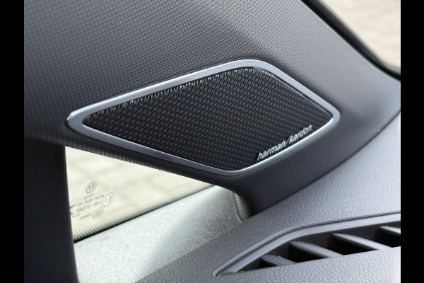 Volkswagen Golf 2.0 TSI GTI | IQ Light | ACC | Pano | Harman Kardon