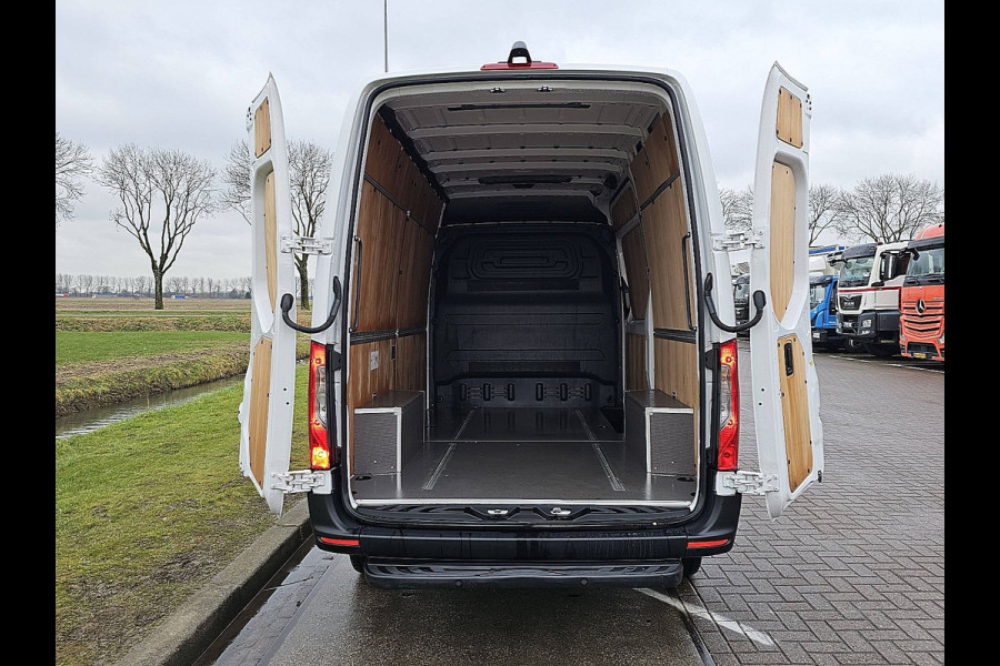 Mercedes-Benz Sprinter 317 L2H2 Mbux RWD 360Camera Navi Euro6 Airco Pdc 170Pk!