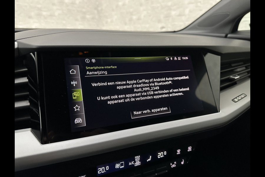 Audi Q4 e-tron 45 Quattro S-Line 77 kWh | ACC | Matrix-LED | Keyless-Entry | Standkachel | Carplay | Lane Assist | 3-Zone Clima | Stoelverwarming | Getint Glas | Autom. Parkeren | Virtual Cockpit |