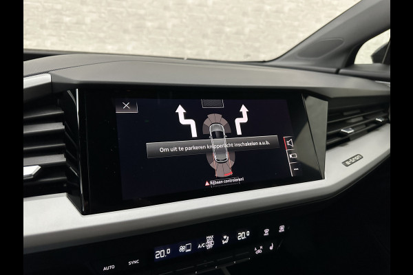Audi Q4 e-tron 45 Quattro S-Line 77 kWh | ACC | Matrix-LED | Keyless-Entry | Standkachel | Carplay | Lane Assist | 3-Zone Clima | Stoelverwarming | Getint Glas | Autom. Parkeren | Virtual Cockpit |