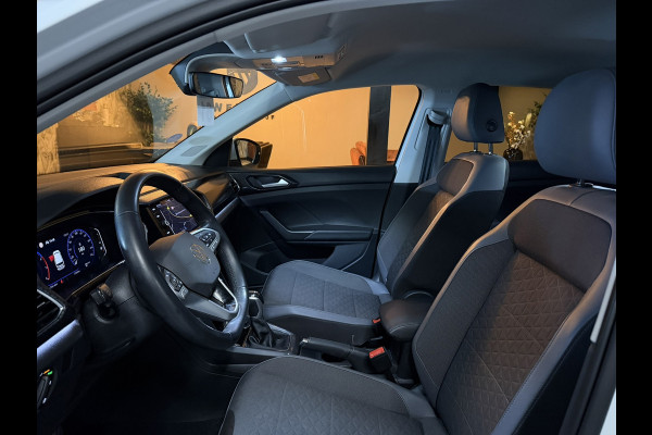 Volkswagen T-Cross 1.0 TSI R-Line Garantie Carplay Blindspot Camera ACC Virtueel Dash Navi Clima Keyless Led Dab Rijklaar