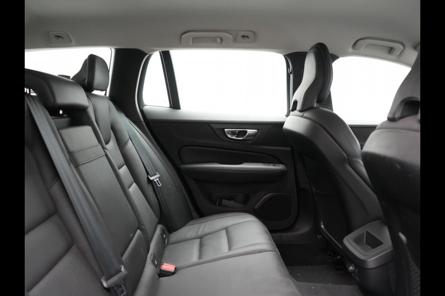 Volvo V60 T4 Inscription 191pk Dealer O.H. | Camera | Lederen Sportstoelen Memory & Verwarmd | Apple Carplay | Virtual | Navigatie | Cruise Control | DAB |