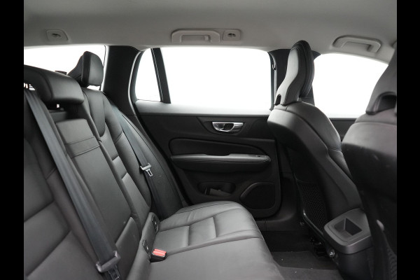 Volvo V60 T4 Inscription 191pk Dealer O.H. | Camera | Lederen Sportstoelen Memory & Verwarmd | Apple Carplay | Virtual | Navigatie | Cruise Control | DAB |