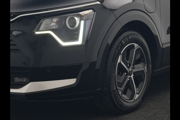 Kia Niro 1.6 GDi DynamicLine PHEV 182pk Dealer O.H. | Trekhaak Afn. | Adaptive Cruise | Camera | Sportstoelen & Stuur Verwarmd | Keyless | Blis | Apple Carplay | Sfeerverlichting | Navigatie | Virtual | DAB | Plug In Hybrid |