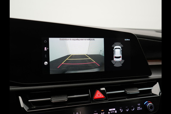 Kia Niro 1.6 GDi DynamicLine PHEV 182pk Dealer O.H. | Trekhaak Afn. | Adaptive Cruise | Camera | Sportstoelen & Stuur Verwarmd | Keyless | Blis | Apple Carplay | Sfeerverlichting | Navigatie | Virtual | DAB | Plug In Hybrid |