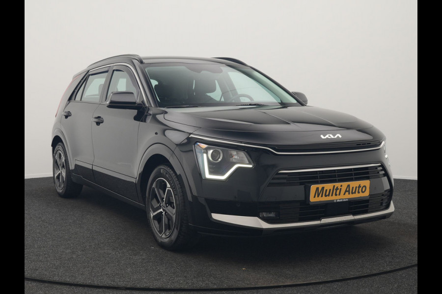 Kia Niro 1.6 GDi DynamicLine PHEV 182pk Dealer O.H. | Trekhaak Afn. | Adaptive Cruise | Camera | Sportstoelen & Stuur Verwarmd | Keyless | Blis | Apple Carplay | Sfeerverlichting | Navigatie | Virtual | DAB | Plug In Hybrid |