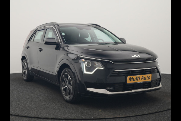 Kia Niro 1.6 GDi DynamicLine PHEV 182pk Dealer O.H. | Trekhaak Afn. | Adaptive Cruise | Camera | Sportstoelen & Stuur Verwarmd | Keyless | Blis | Apple Carplay | Sfeerverlichting | Navigatie | Virtual | DAB | Plug In Hybrid |
