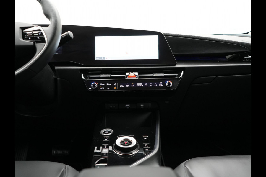 Kia Niro 1.6 GDi DynamicLine PHEV 182pk Dealer O.H. | Trekhaak Afn. | Adaptive Cruise | Camera | Sportstoelen & Stuur Verwarmd | Keyless | Blis | Apple Carplay | Sfeerverlichting | Navigatie | Virtual | DAB | Plug In Hybrid |