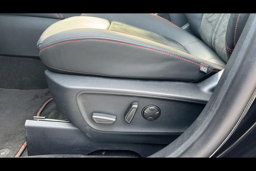 Ford Kuga 2.5 FHEV ST-Line X 190pk | Driver Assistance Pack | Winterpack | Panoramadak | Technology Pack | Geen Stekker nodig | All Season banden