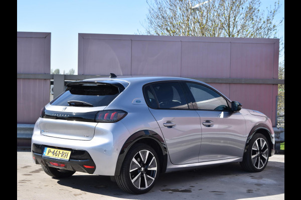 Peugeot e-208 EV GT Pack 50 kWh SOH 94% | CAMERA MET SENSOREN | NAVI & CARPLAY | E.C.C. |