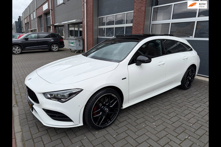 Mercedes-Benz CLA-Klasse 250 e Shooting Brake AMG Pano Burmester