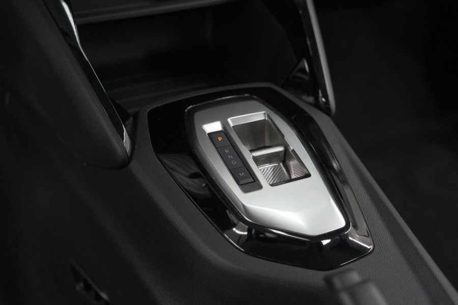 Peugeot 208 Hybrid 110 e-DCS6 Style | Parkeersensoren | Apple Carplay | Cruise Control | Airco