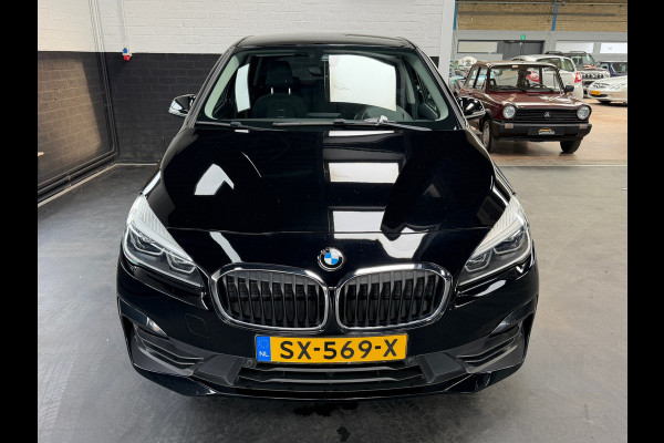 BMW 2 Serie Active Tourer 218i Executive Launch Edition | Automaat | Sportstoelen | Camera | Navi | Dealeronderhouden | NL Auto