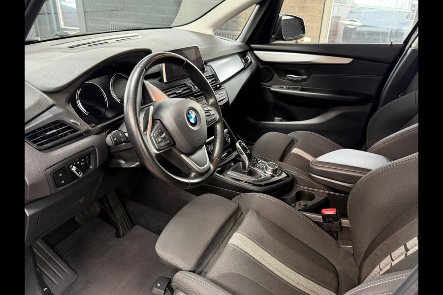 BMW 2 Serie Active Tourer 218i Executive Launch Edition | Automaat | Sportstoelen | Camera | Navi | Dealeronderhouden | NL Auto