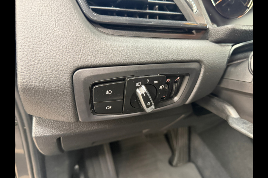 BMW 2 Serie Active Tourer 218i Executive Launch Edition | Automaat | Sportstoelen | Camera | Navi | Dealeronderhouden | NL Auto